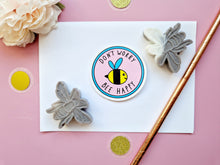 Load image into Gallery viewer, Bee&#39;s
